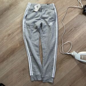 Adidas women’s small gray cuff ankle sweatpants not new sm unisex youth large